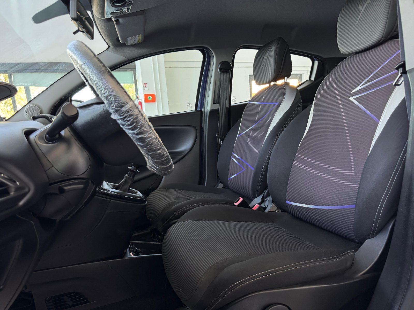 Lancia Ypsilon 1.2 69CV 5 porte Gold